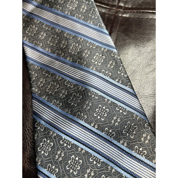 Pronto Uomo 100% Silk Tie 58" x 3.75" - Picture 3 of 5